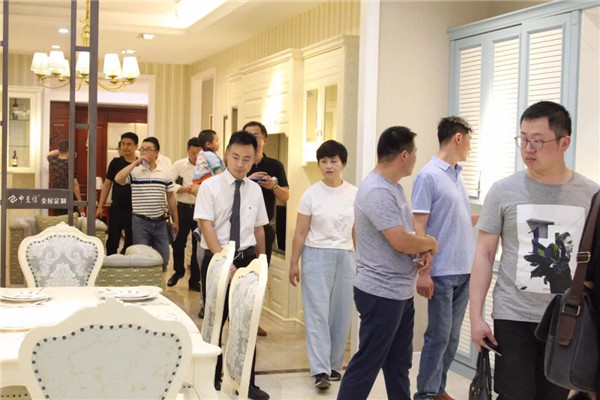 群雄逐鹿 亮剑中原！中至信橱衣柜招商会圆满结束！