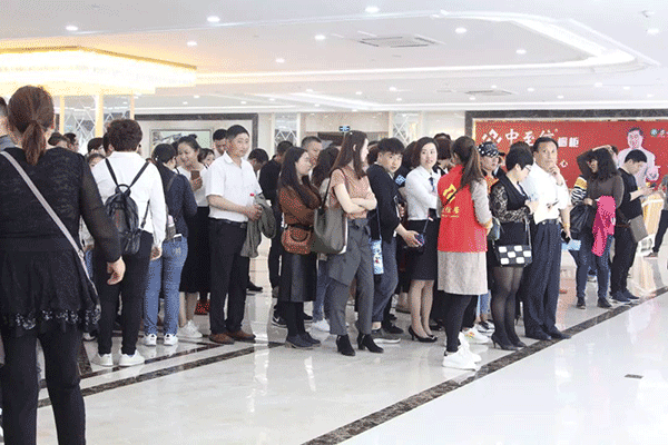 2018中至信橱衣柜4.22厂购会完美落幕！
