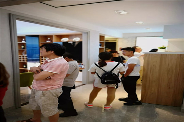红色之旅挺进大别山——中至信橱衣柜7.1厂购会完美落幕！